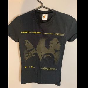 twenty one pilots trench era t-shirt
